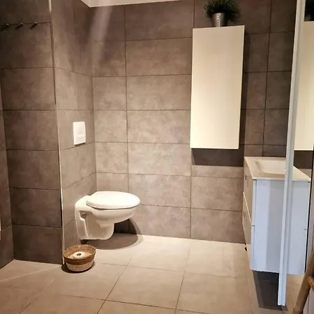 En Rez De Jardin. Apartment Porto-Vecchio (Corsica)